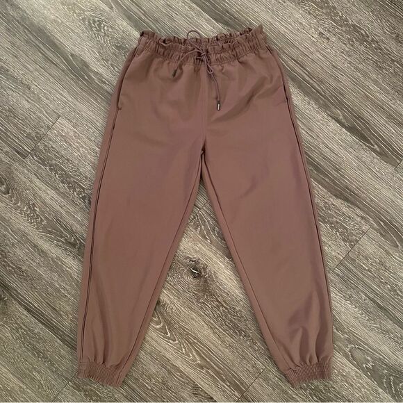 Athleta metropolis jogger  - Picture 1 of 5